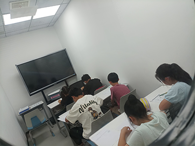 上海初中培训班排名